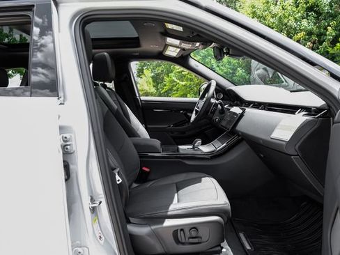 New 2026 Land Rover Range Rover Evoque Hoxton AWD/4WD image 44