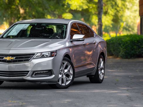 Used 2018 Chevrolet Impala Premier FWD image 27