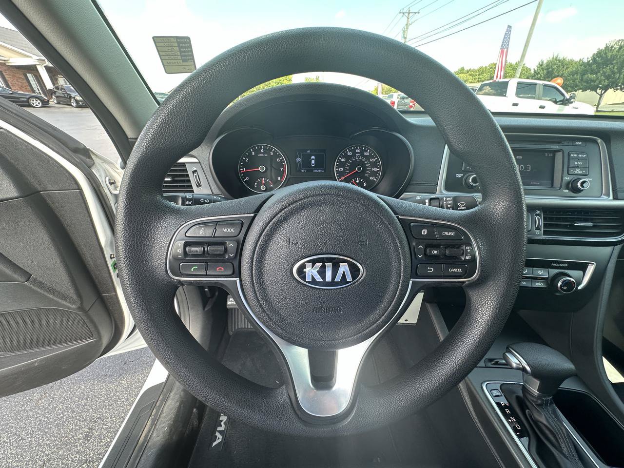 Used 2017 Kia Optima LX FWD image 12