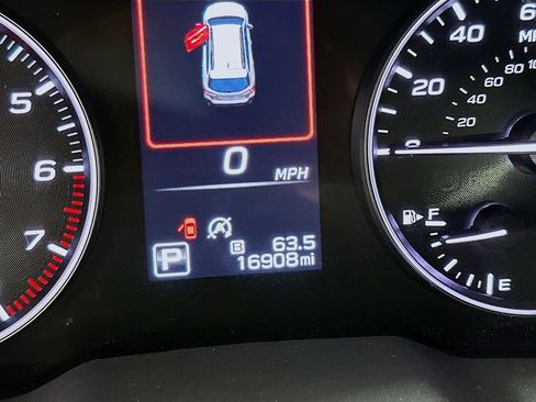 Used 2024 Subaru Outback Premium image 13