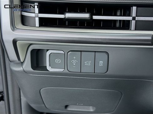 New 2026 Hyundai Santa Fe SE image 18