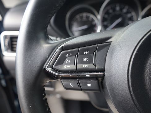 Used 2020 MAZDA CX-5 Touring FWD image 24