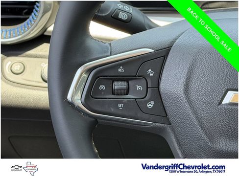 Used 2025 Chevrolet Trax LT w/ Driver Confidence Package FWD image 13