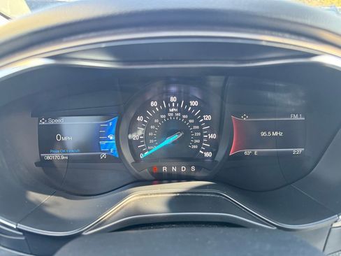 Used 2019 Ford Fusion SE image 23