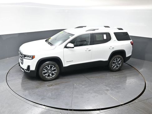 Used 2023 GMC Acadia SLT image 41