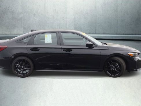 Used 2025 Honda Civic Sport image 7