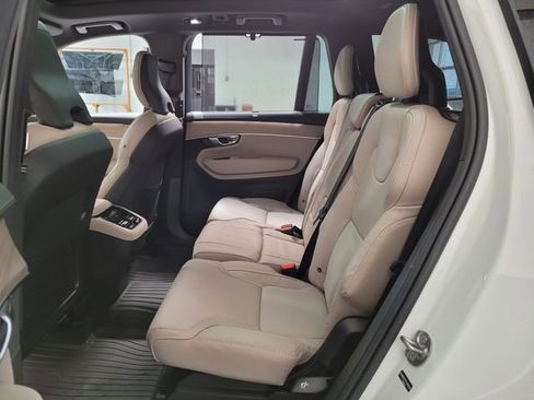 New 2026 Volvo XC90 B6 Ultra w/ Protection Package image 10