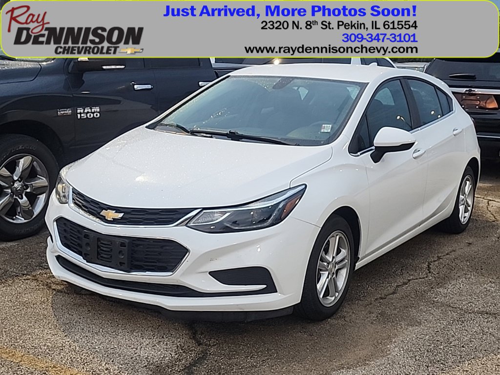 Used 2018 Chevrolet Cruze LT w/ Convenience Package FWD image 1