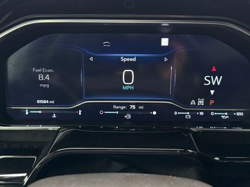 Certified 2022 Chevrolet Silverado 1500 High Country w/ Technology Package image 26