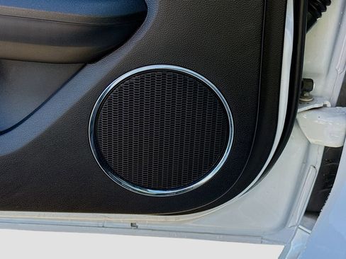 Used 2018 Ford Mustang Premium image 24