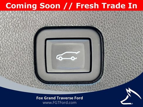 Used 2024 Cadillac XT6 Luxury w/ LPO, Floor Liner Package AWD/4WD image 32