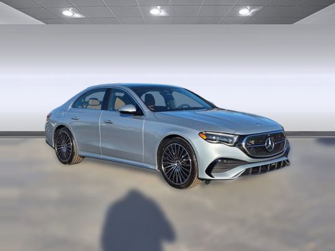 Used 2026 Mercedes-Benz E 350 Sedan image 7