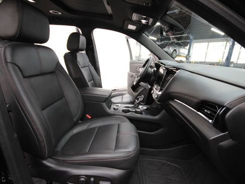 Used 2023 Chevrolet Traverse RS w/ LPO, Floor Liner Package AWD/4WD image 33