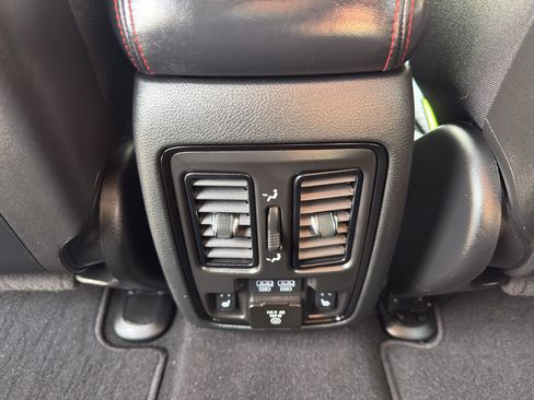 Used 2023 Dodge Durango R/T image 33