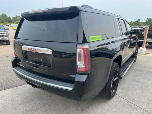 Used 2015 GMC Yukon XL Denali w/ Touring Package AWD/4WD image 5