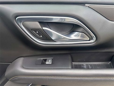 Used 2023 GMC Yukon XL AT4 w/ AT4 Premium Plus Package image 18