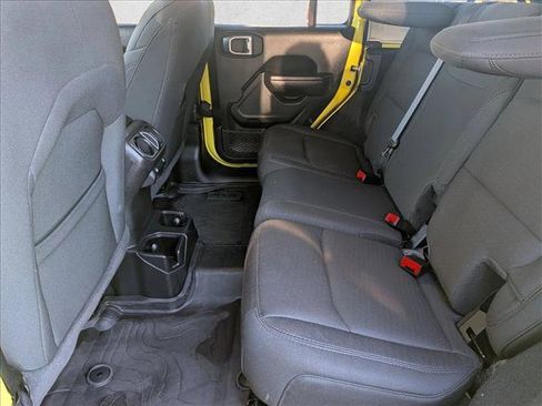 Used 2022 Jeep Wrangler Unlimited Sport image 16