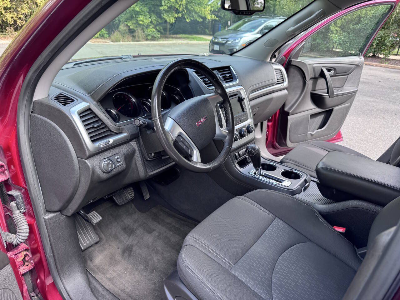 Used 2015 GMC Acadia SLE AWD/4WD image 20