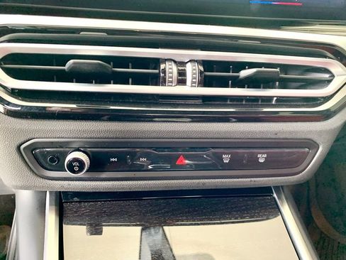 Used 2023 BMW 330i Sedan w/ Driving Assistance Package RWD image 37