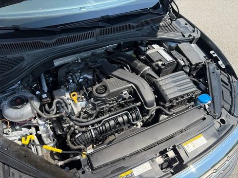 Used 2024 Volkswagen Jetta SE FWD image 40