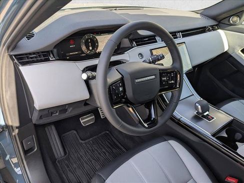 Certified 2026 Land Rover Range Rover Evoque Dynamic SE AWD/4WD image 10