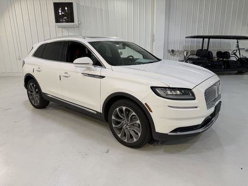 Used 2023 Lincoln Nautilus Reserve w/ Luxury Package FWD image 7