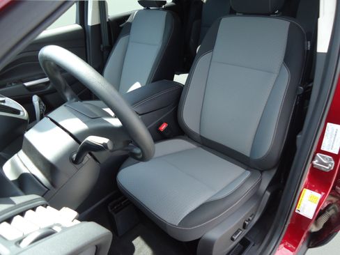 Used 2018 Ford Escape SE w/ SE Sync 3 Package AWD/4WD image 21