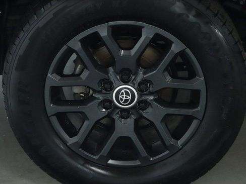 Used 2024 Toyota Tundra Platinum image 12