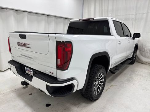 Used 2021 GMC Sierra 1500 AT4 image 4