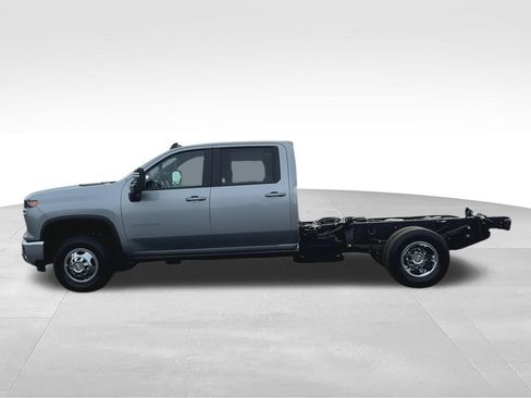 New 2026 Chevrolet Silverado 3500 LT w/ Convenience Package AWD/4WD image 5