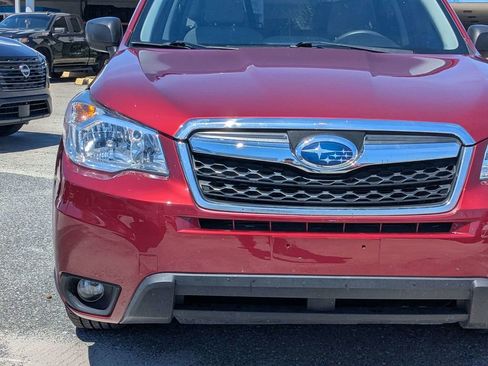 Used 2015 Subaru Forester 2.5i AWD/4WD image 9