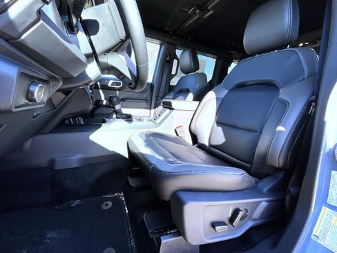 New 2025 Ford Bronco Outer Banks image 10