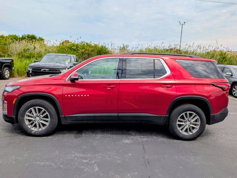Used 2023 Chevrolet Traverse LT AWD/4WD image 5