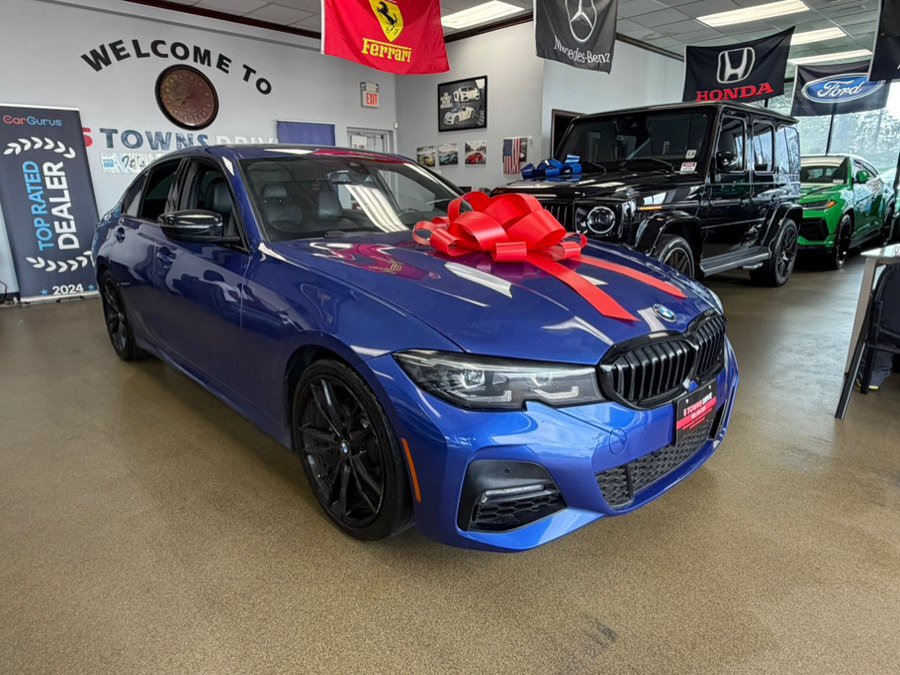 Used 2022 BMW 330i Sedan w/ M Sport Package RWD image 3