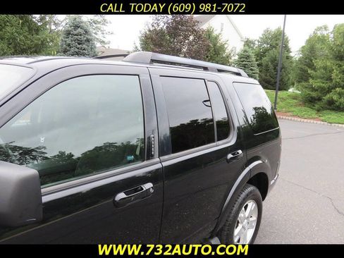 Used 2009 Ford Explorer XLT image 18