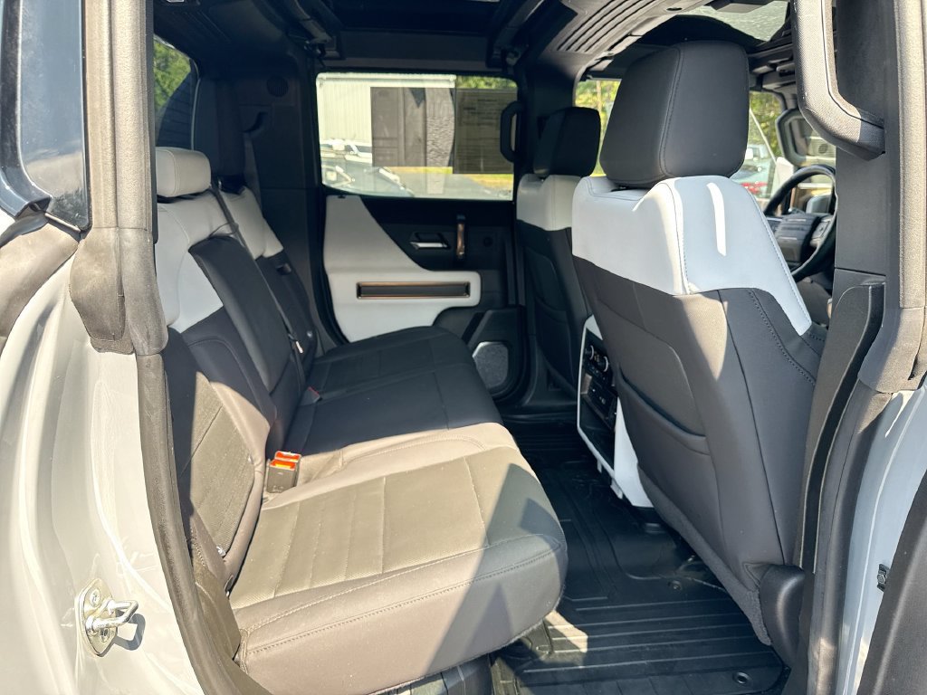 Used 2025 GMC Hummer EV 3X AWD/4WD image 29