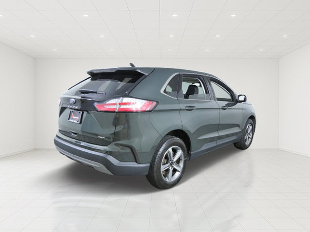 Certified 2024 Ford Edge SEL w/ Convenience Package AWD/4WD image 6