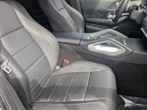 Used 2023 Mercedes-Benz GLS 450 4MATIC image 21