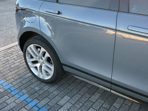 Used 2020 Land Rover Range Rover Evoque First Edition image 7