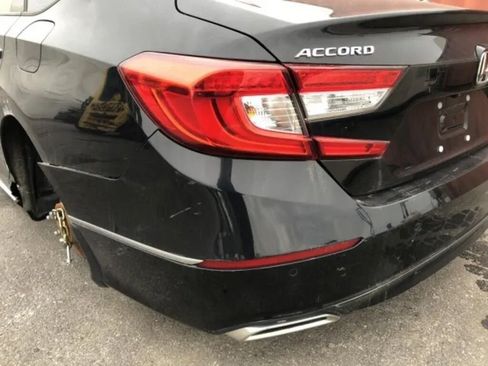 Used 2020 Honda Accord Touring image 41
