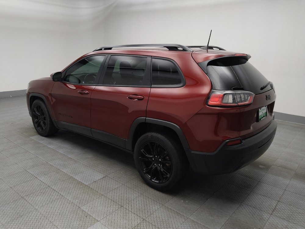 Used 2019 Jeep Cherokee Latitude Plus FWD image 3
