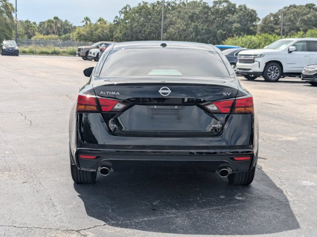 Used 2024 Nissan Altima 2.5 SV w/ SV Premium Package AWD/4WD image 5