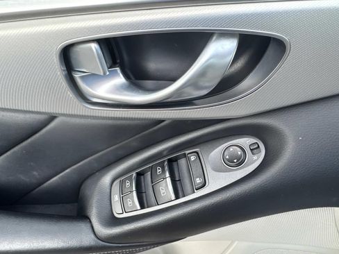 Used 2019 INFINITI Q50 Luxe RWD image 21