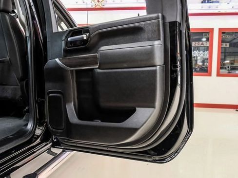 Used 2022 Chevrolet Silverado 2500 LTZ image 37