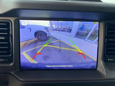 New 2025 Ford Bronco 4-Door image 19