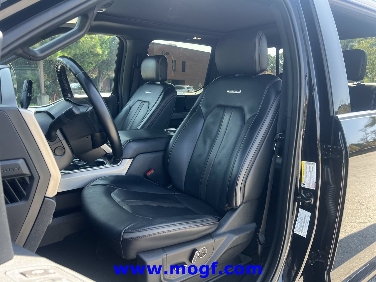Used 2022 Ford F250 Platinum AWD/4WD image 22