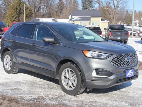 Certified 2024 Ford Edge SEL AWD/4WD image 2