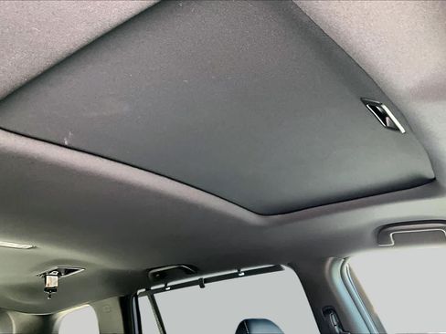 Used 2023 Honda Passport Elite image 13