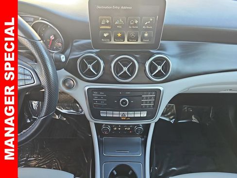 Used 2018 Mercedes-Benz GLA 250 image 20