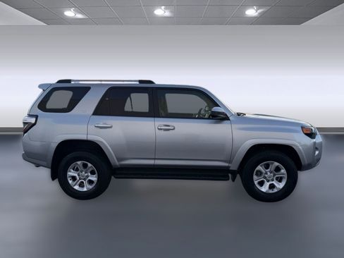 Used 2024 Toyota 4Runner SR5 image 8